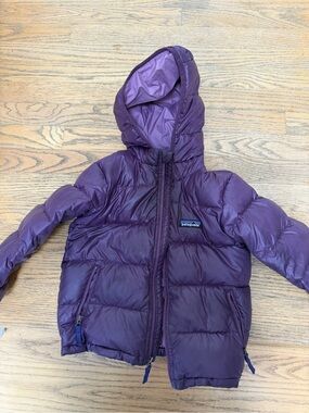 Patagonia Kids Purple Hooded Puffer Jacket